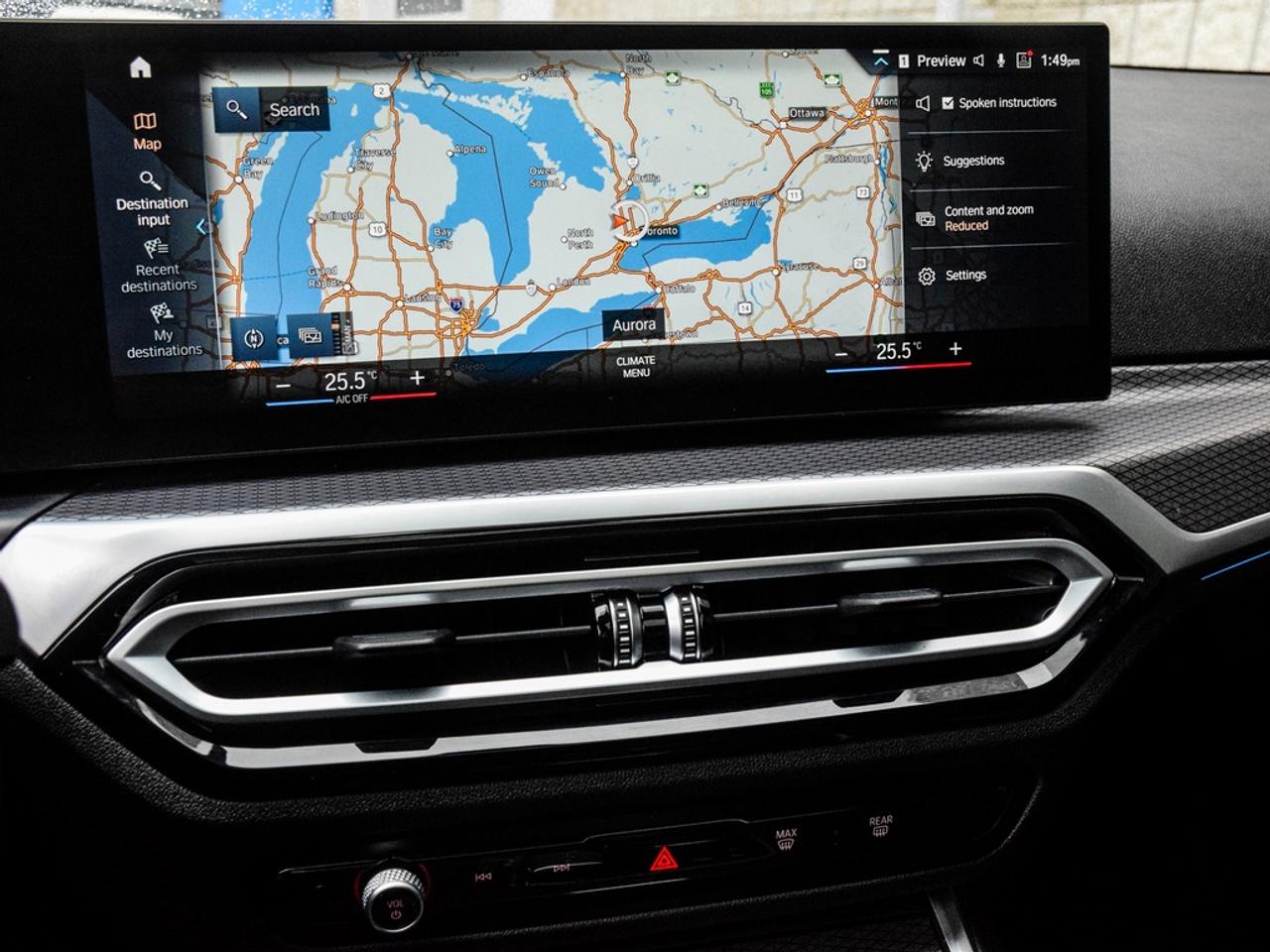 2024 BMW 330 i xDrive Photo