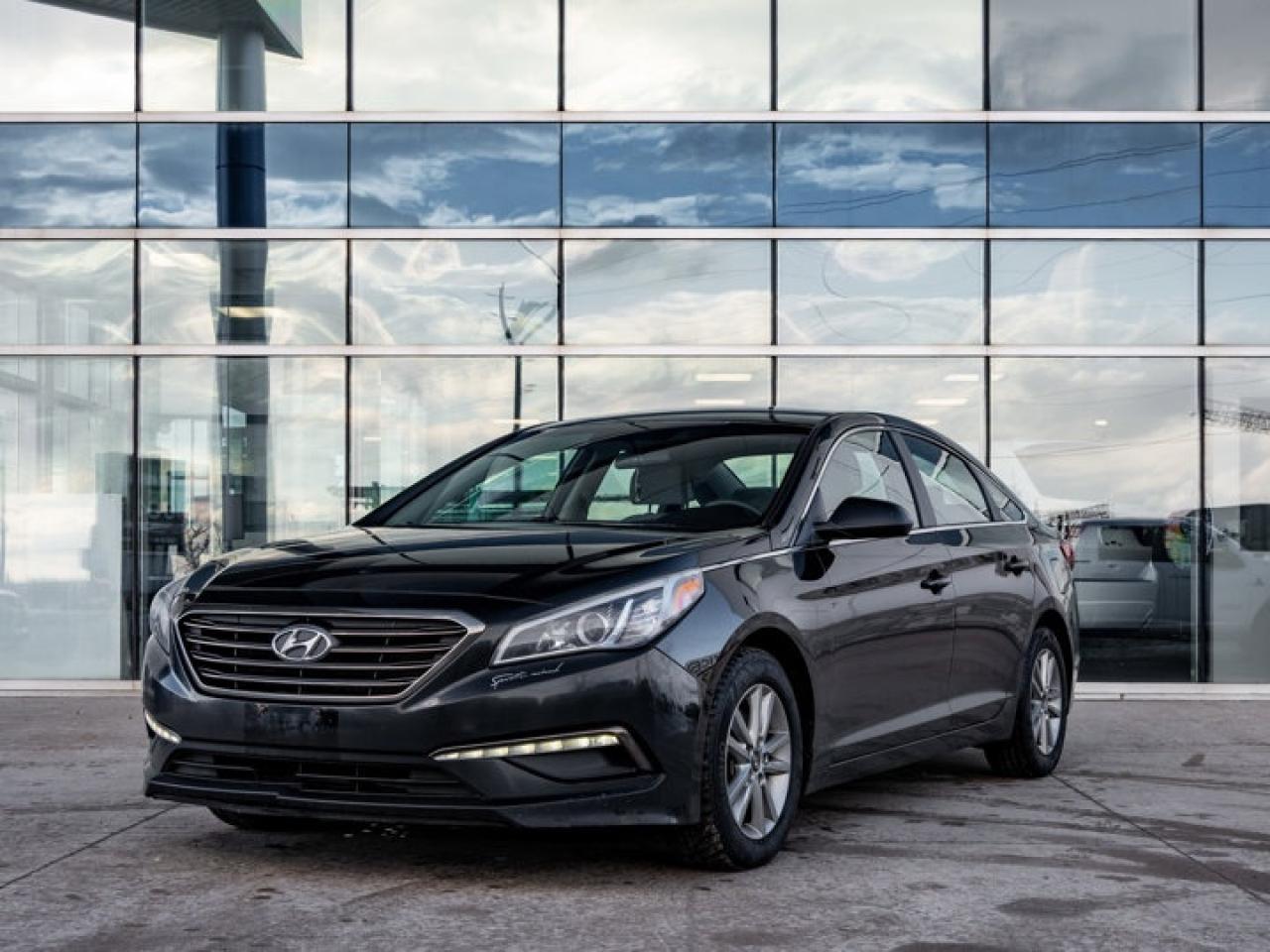 2015 Hyundai Sonata 2.4L GL Photo