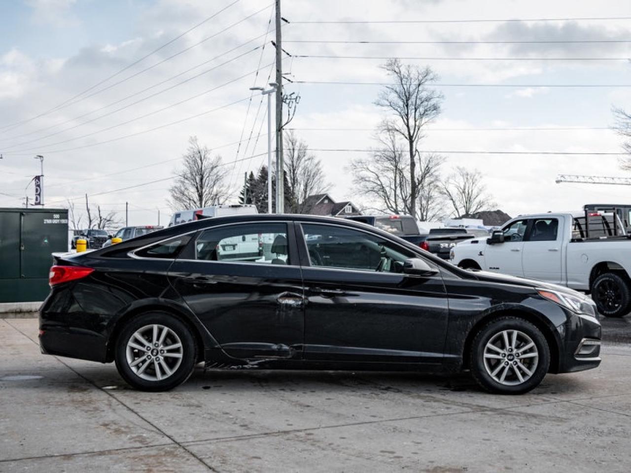 2015 Hyundai Sonata 2.4L GL Photo