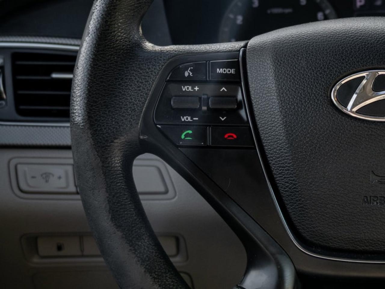 2015 Hyundai Sonata 2.4L GL Photo