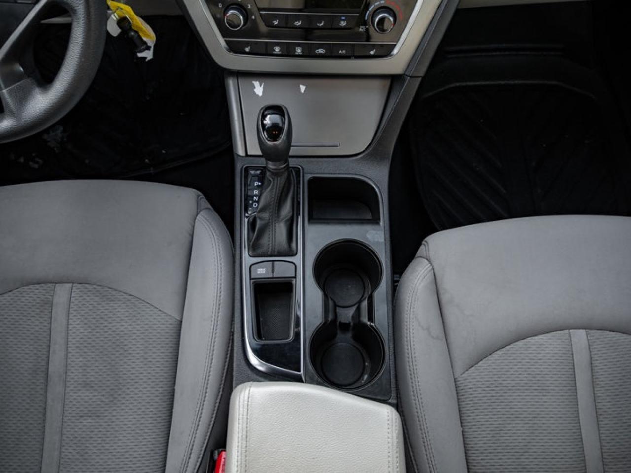 2015 Hyundai Sonata 2.4L GL Photo