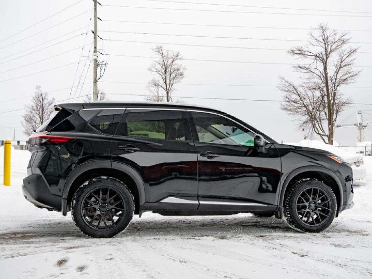 2023 Nissan Rogue Platinum Photo