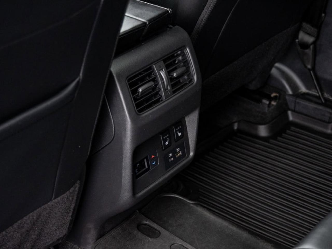 2023 Nissan Rogue Platinum Photo