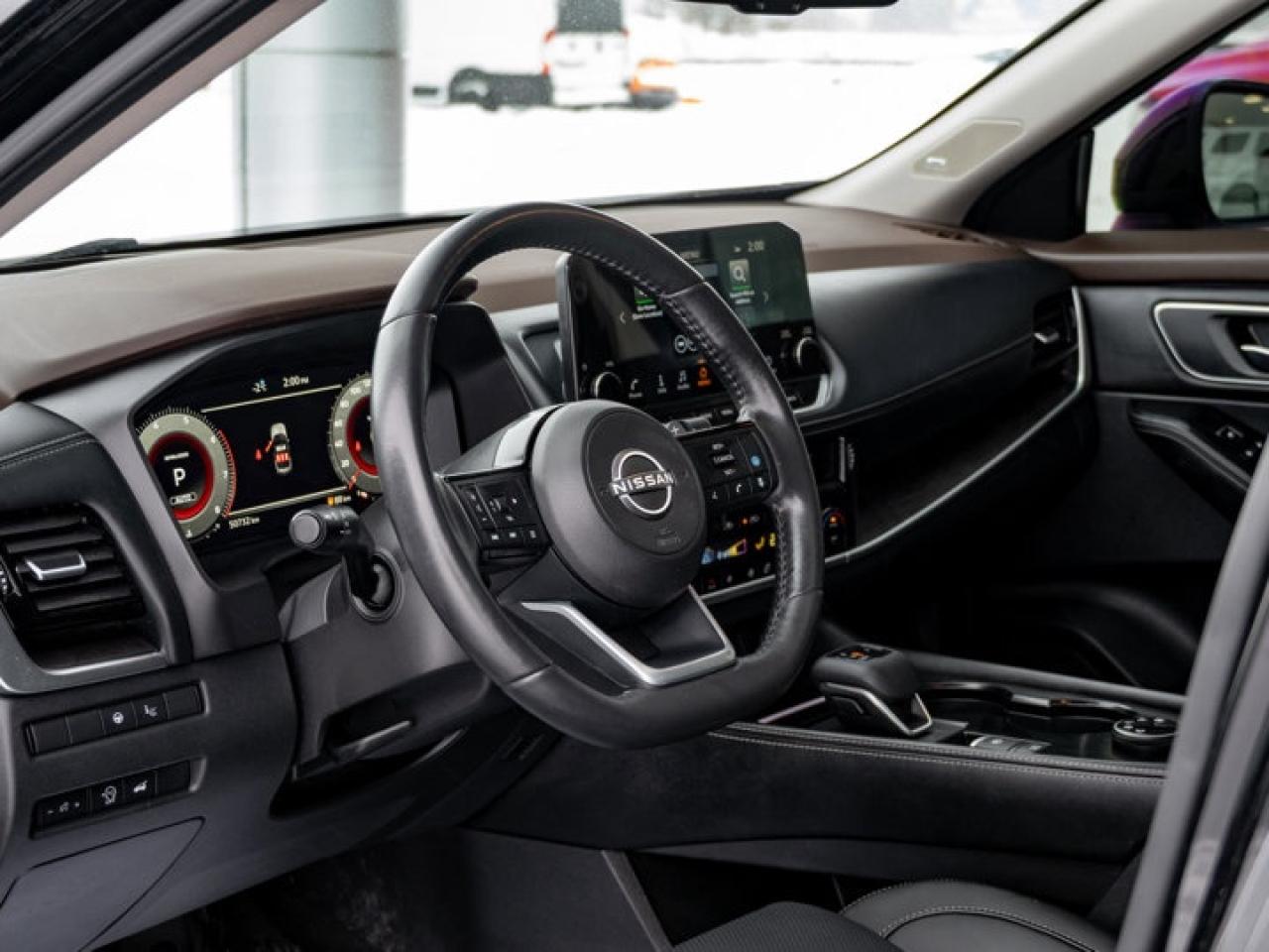 2023 Nissan Rogue Platinum Photo