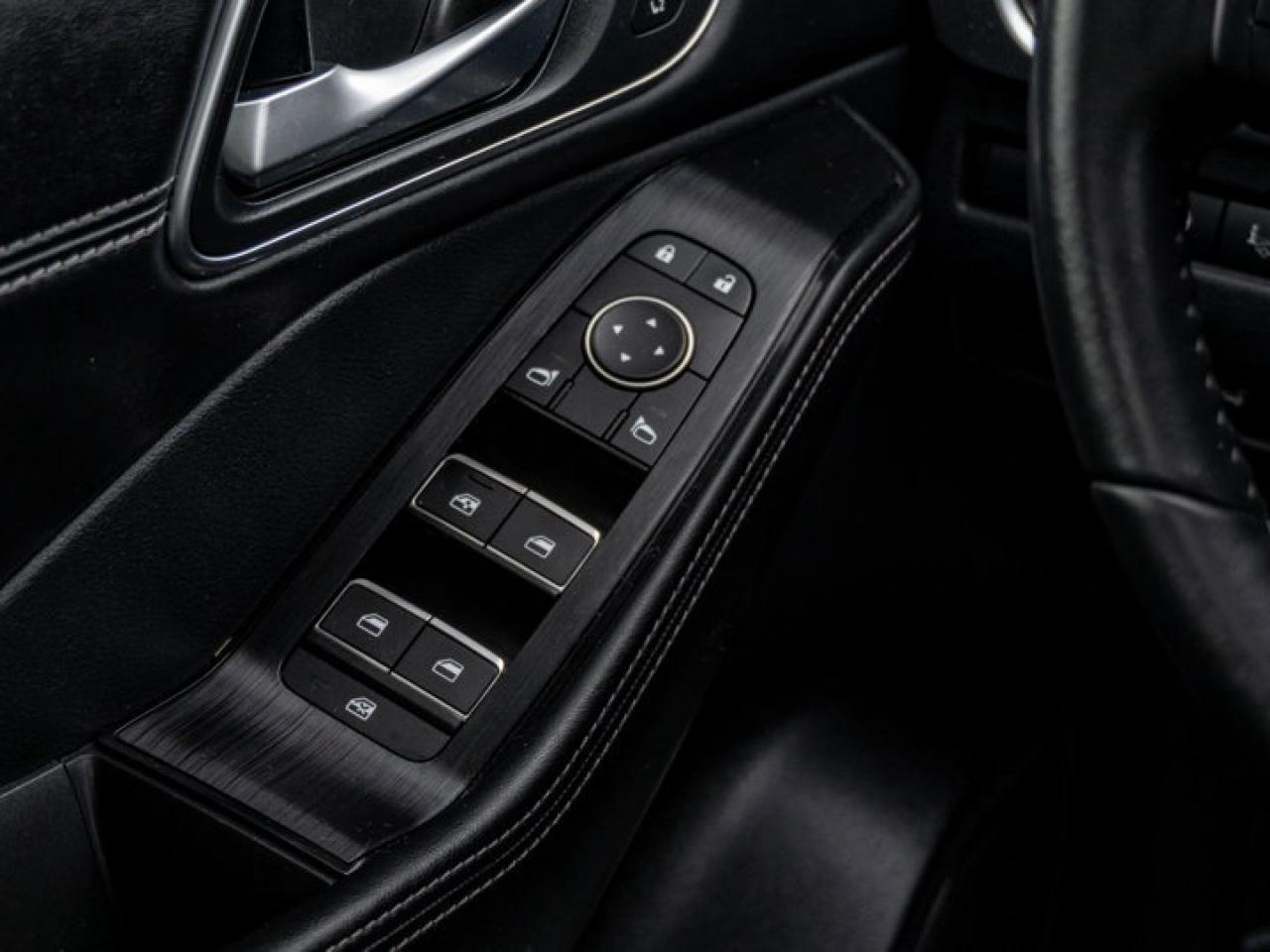 2023 Nissan Rogue Platinum Photo