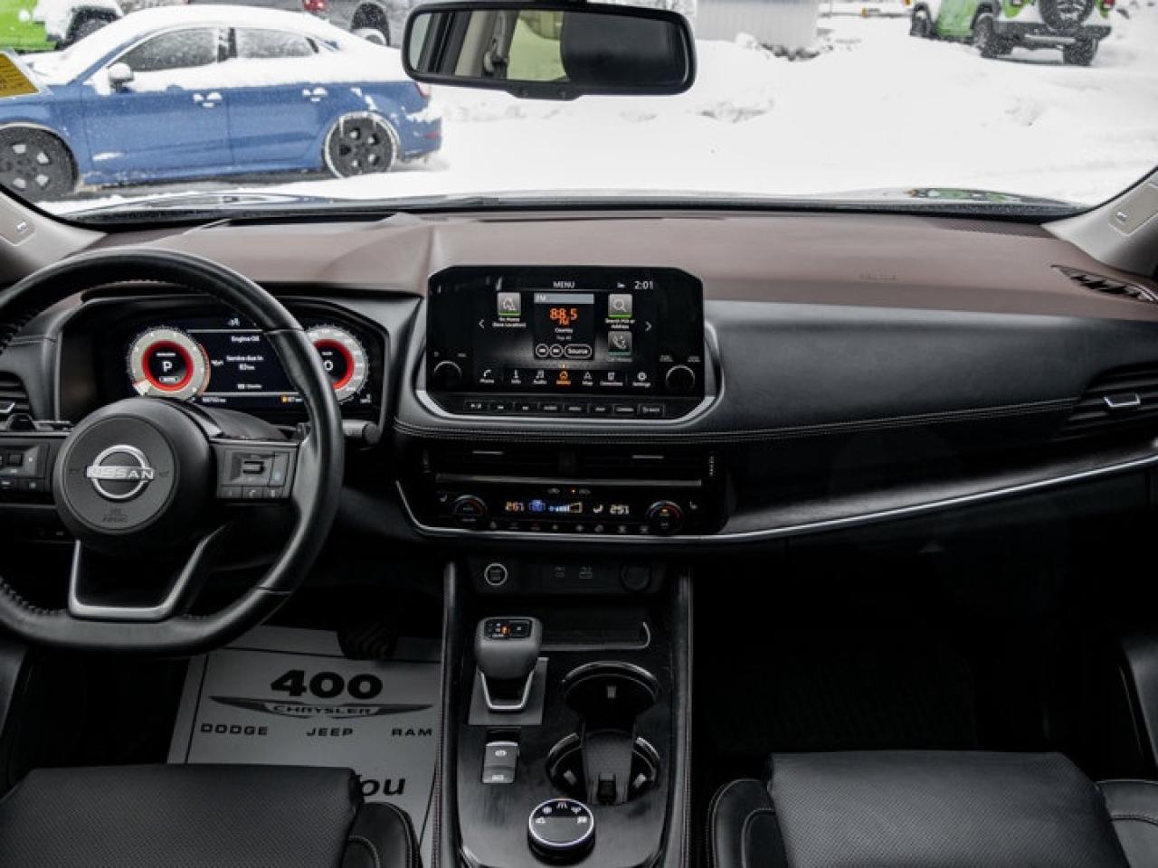 2023 Nissan Rogue Platinum Photo