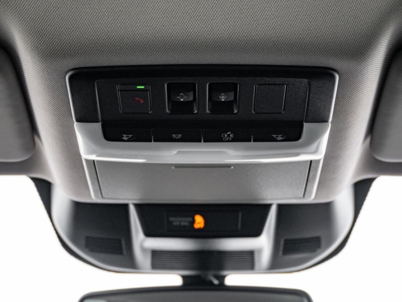 2023 Nissan Rogue Platinum Photo