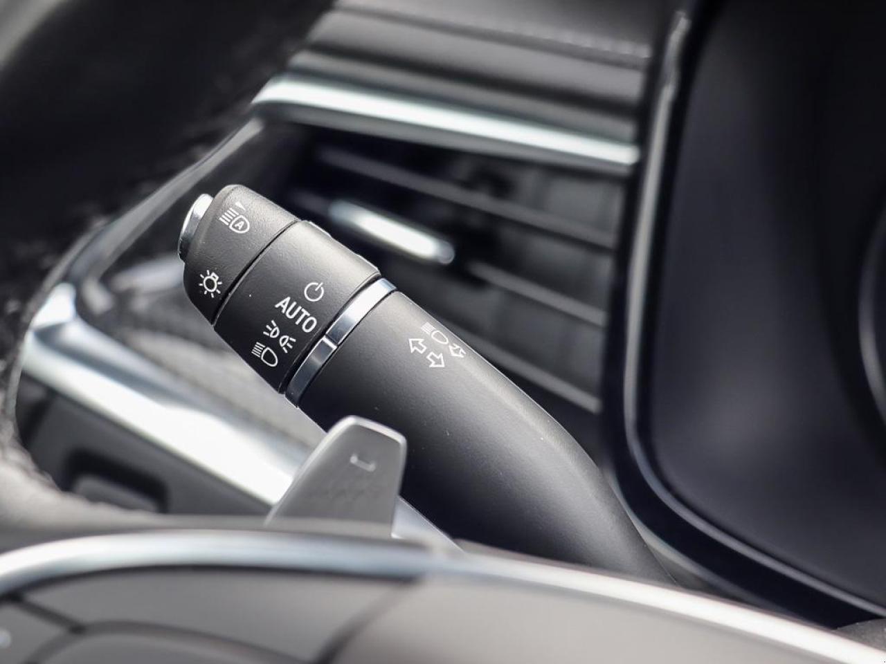 2024 Cadillac XT5 Sport  SPORT, AWD, SUNROOF, TECH PACKAGE Photo