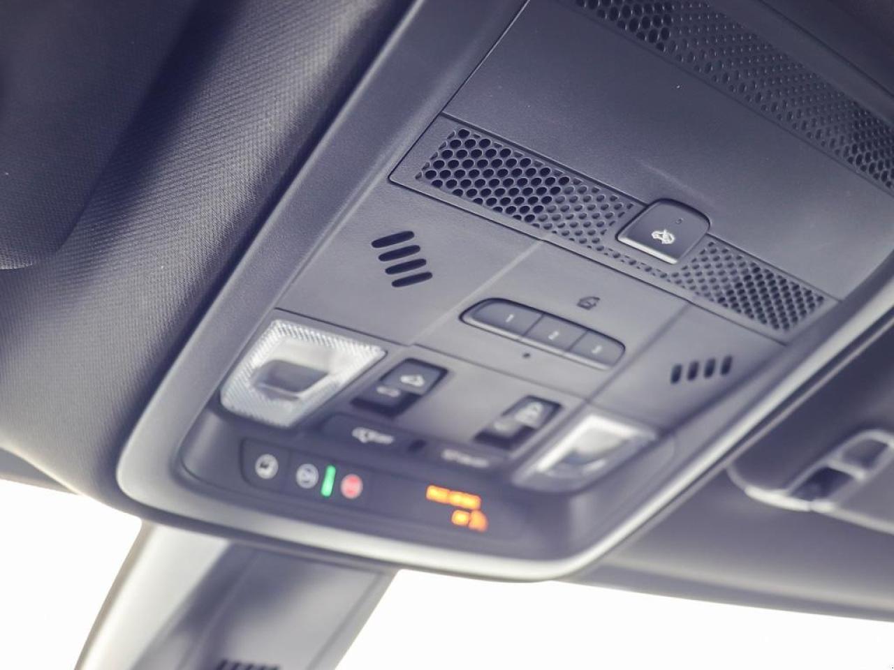 2024 Cadillac XT5 Sport  SPORT, AWD, SUNROOF, TECH PACKAGE Photo