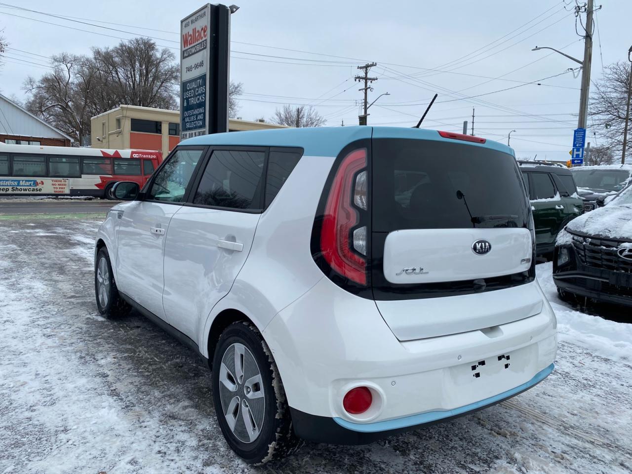 2017 Kia Soul EV EV+ | NAV | Apple CarPlay Photo
