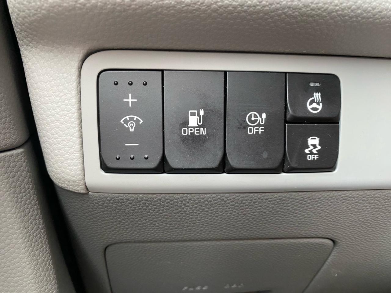 2017 Kia Soul EV EV+ | NAV | Apple CarPlay Photo