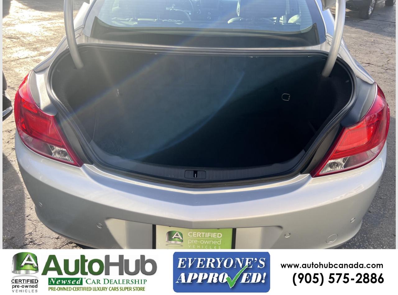 2011 Buick Regal CXL-NAV-SUNROOF-HEATED SEATS-BACKUP SENSORS Photo