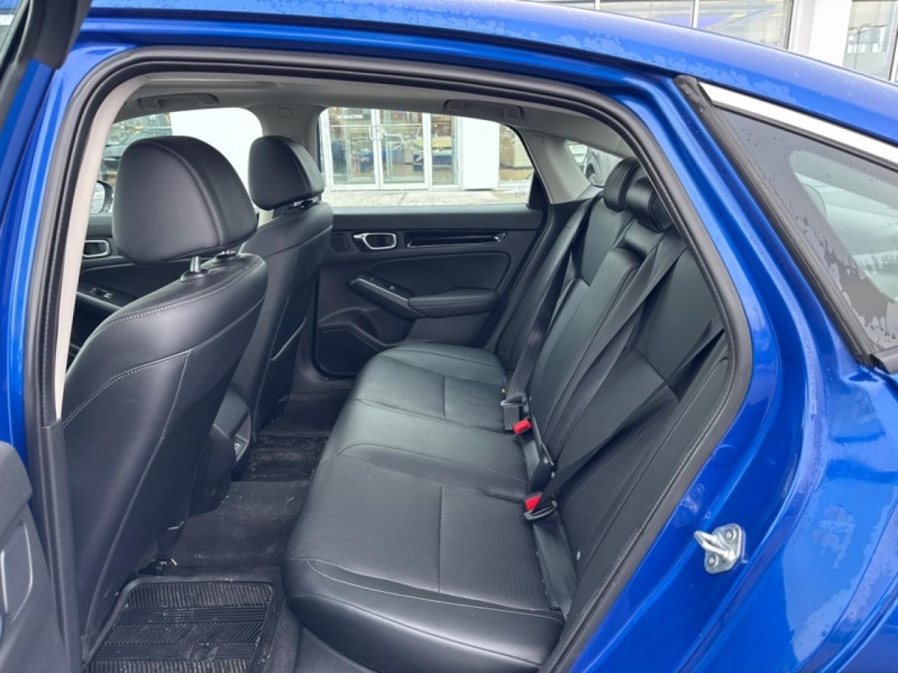 2022 Honda Civic Sedan Touring  - Leather Seats Photo