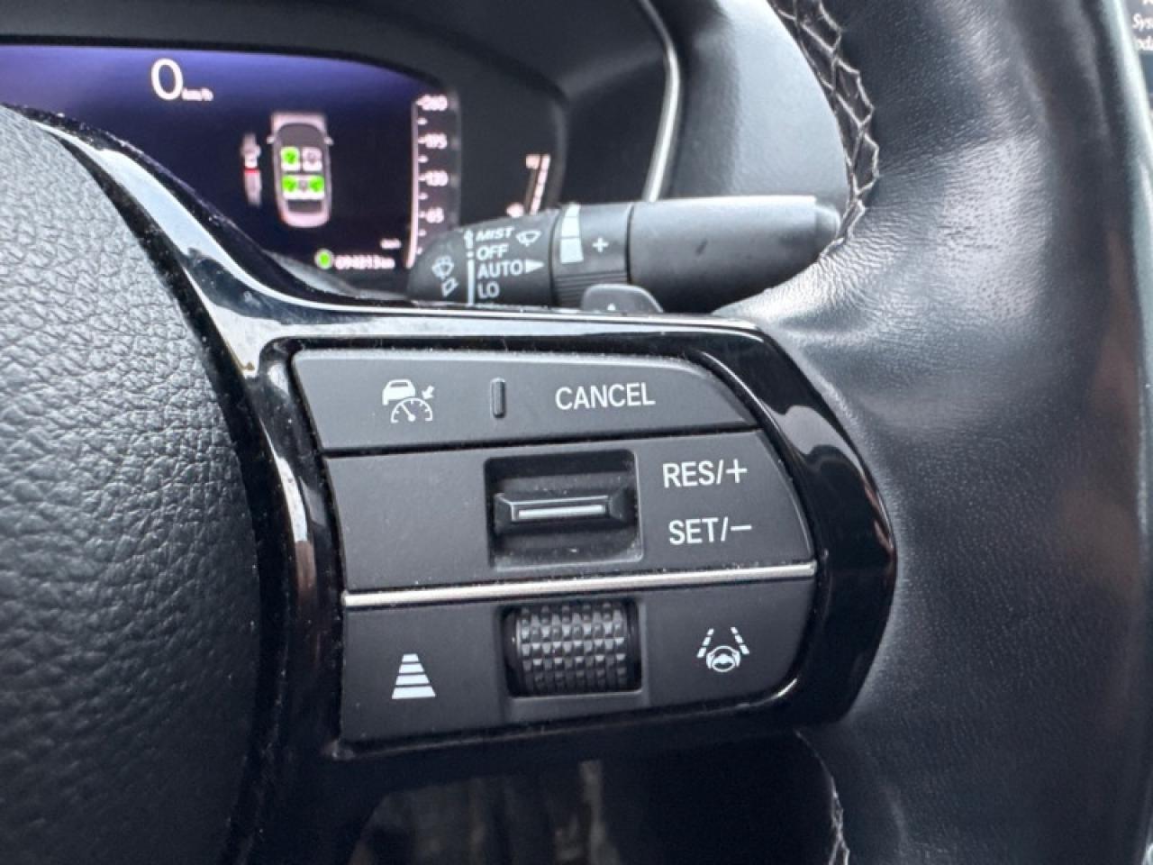 2022 Honda Civic Sedan Touring  - Leather Seats Photo