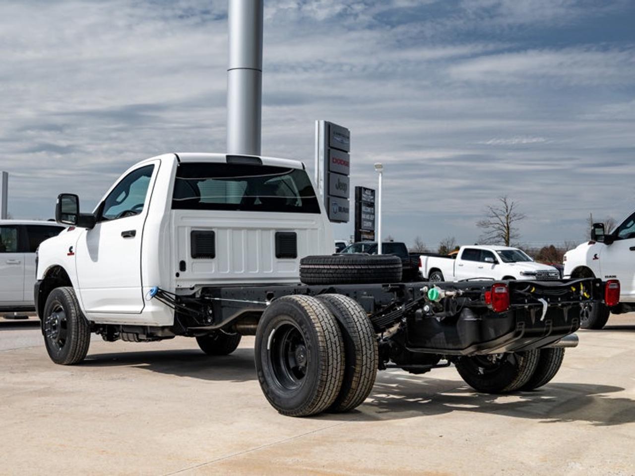 2026 RAM 3500 Chassis Tradesman Photo