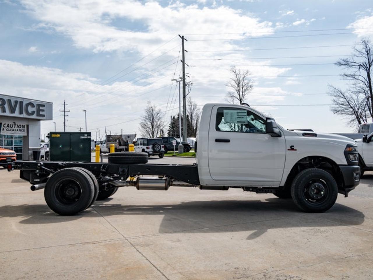 2026 RAM 3500 Chassis Tradesman Photo