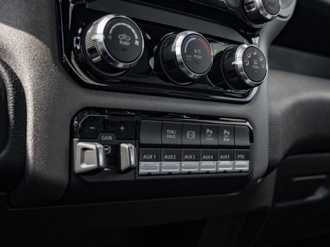 2026 RAM 3500 Chassis Tradesman Photo