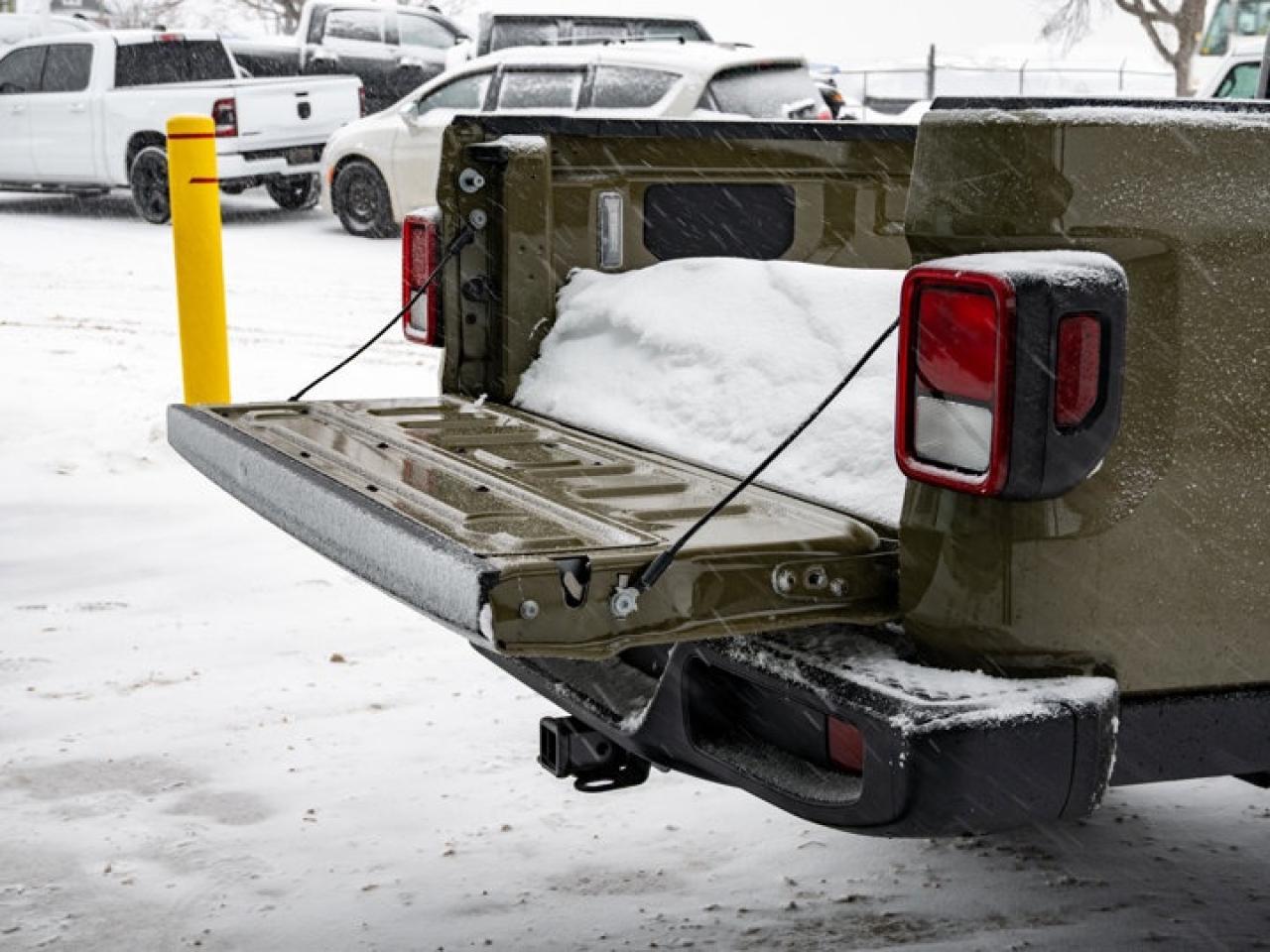 2026 Jeep Gladiator Willys Photo