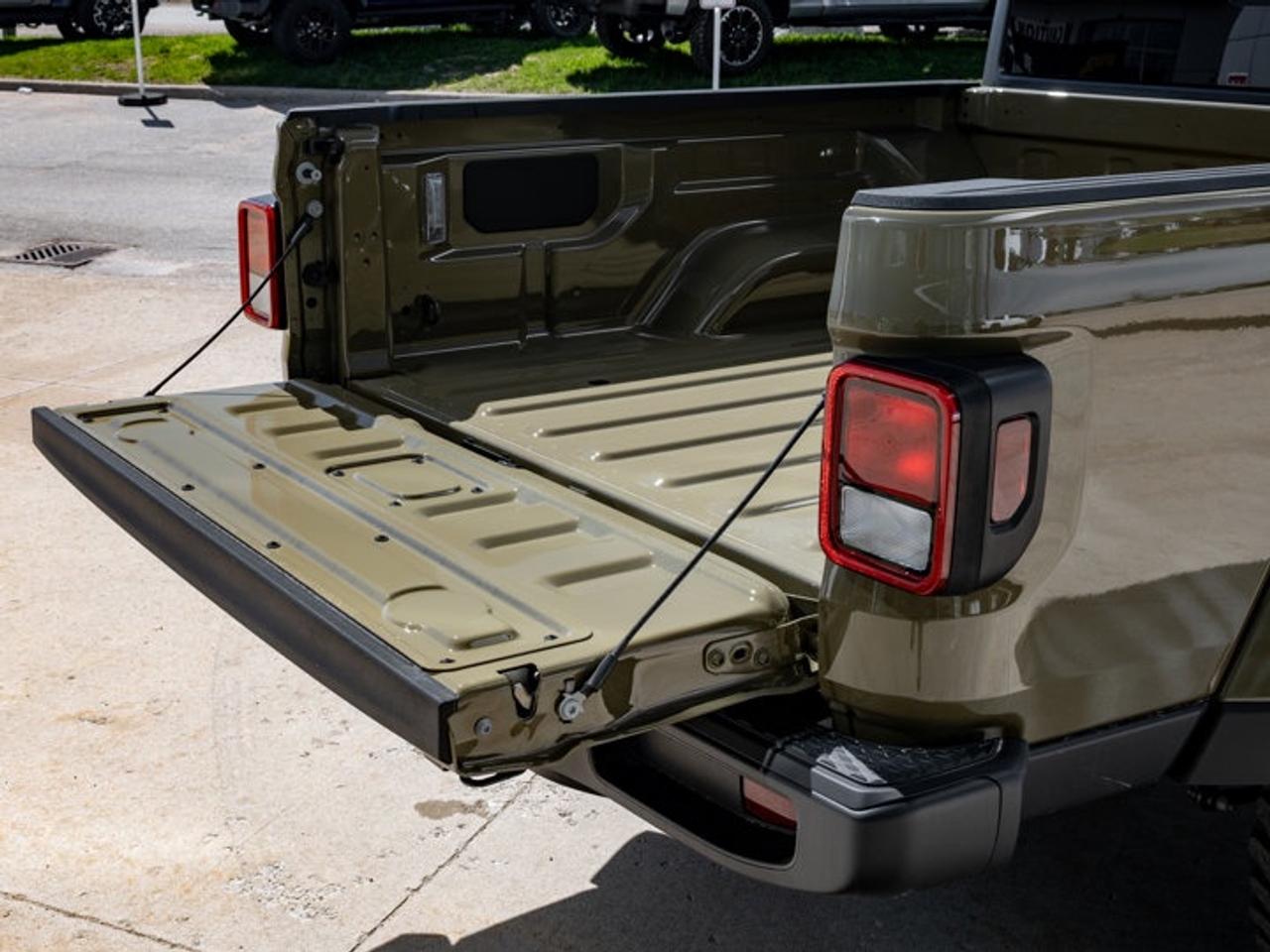 2026 Jeep Gladiator Willys Photo