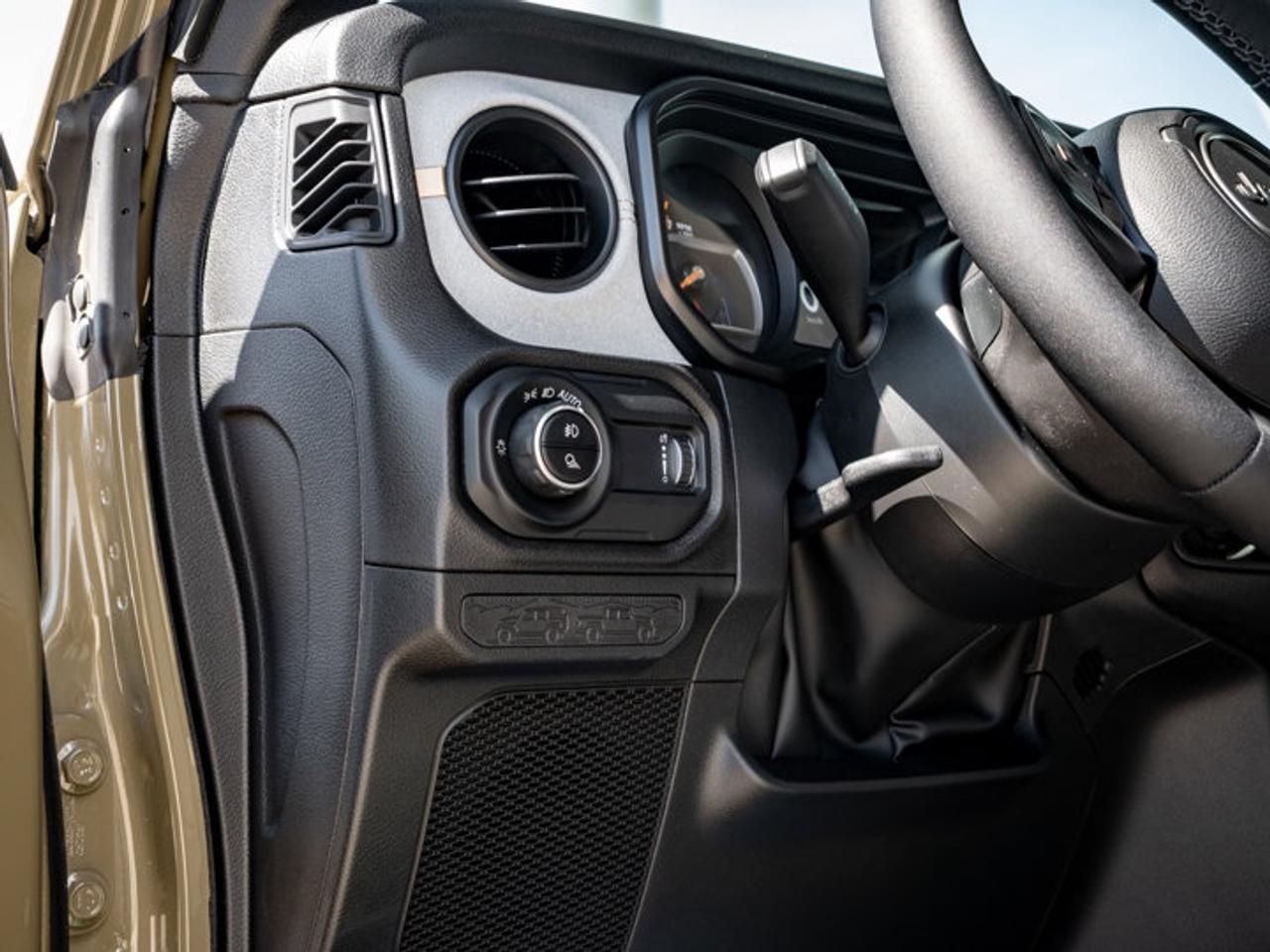2026 Jeep Gladiator Willys Photo