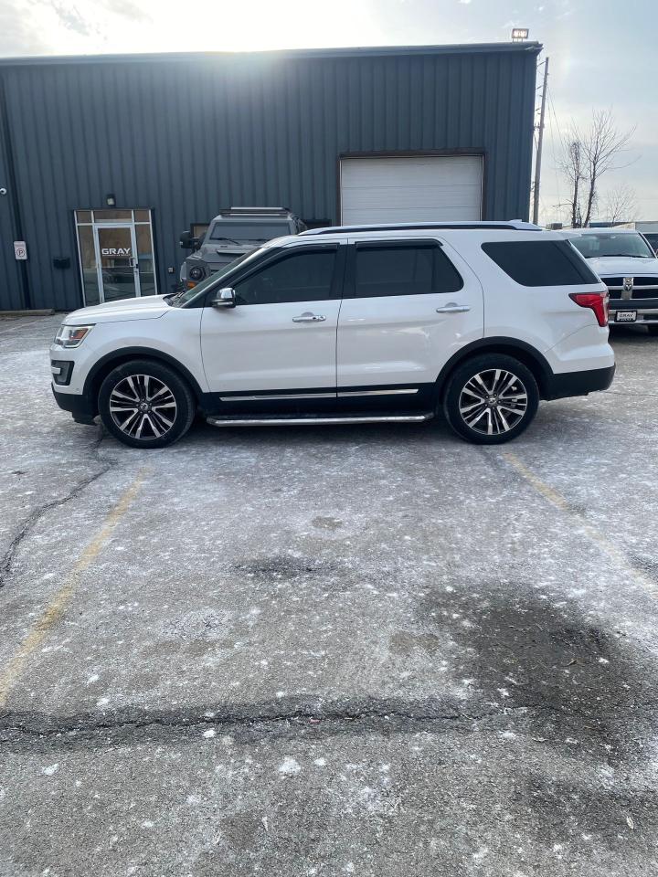 2016 Ford Explorer 4WD 4DR PLATINUM Photo