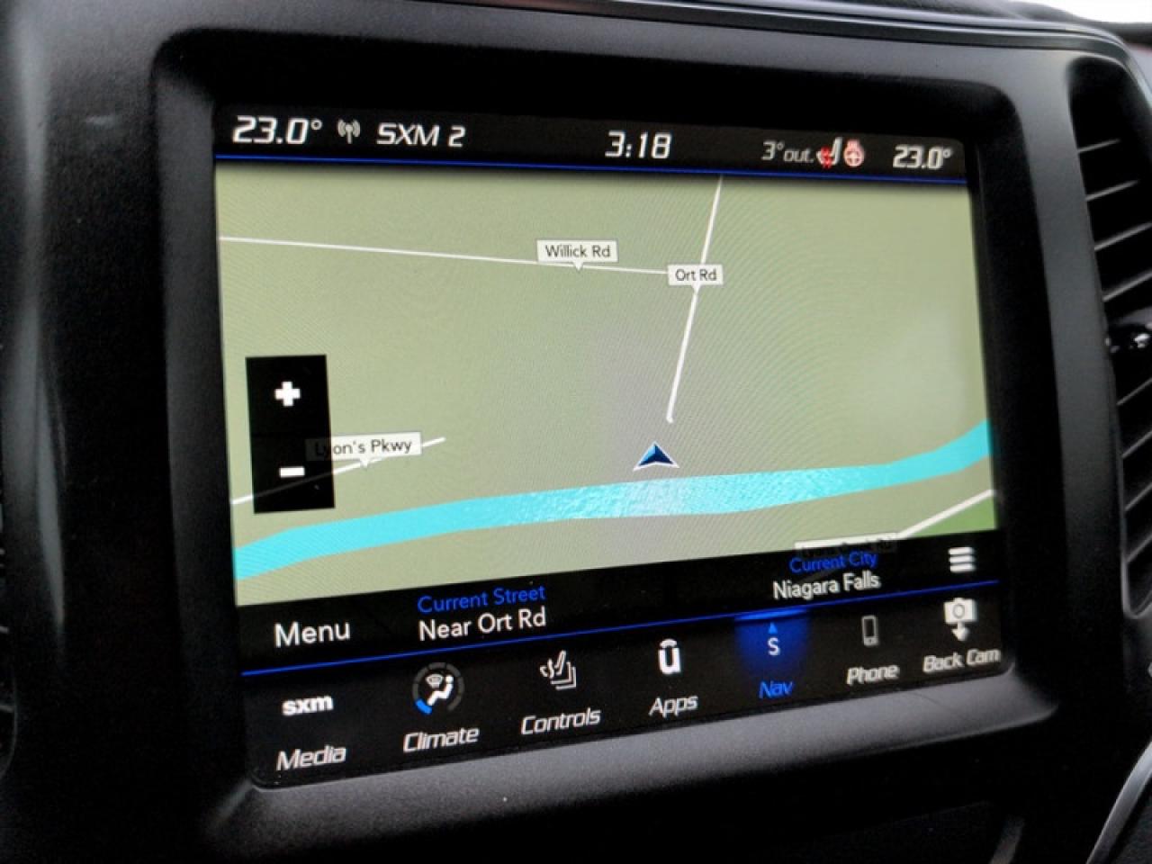 2020 Jeep Cherokee Trailhawk Photo