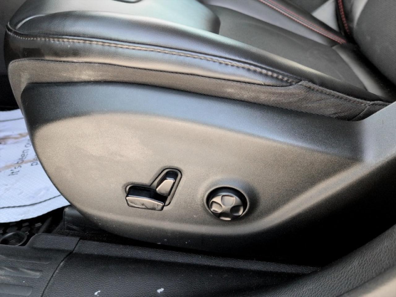 2020 Jeep Cherokee Trailhawk  **SAFETYTEC + COLD WEATH. GROUP** Photo