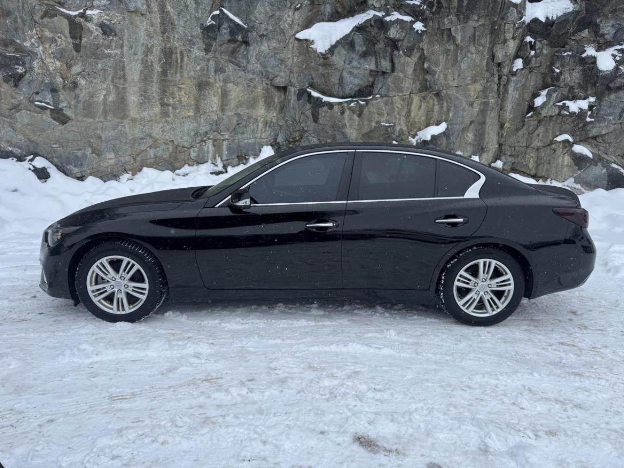 2021 Infiniti Q50 LUXE AWD Photo3