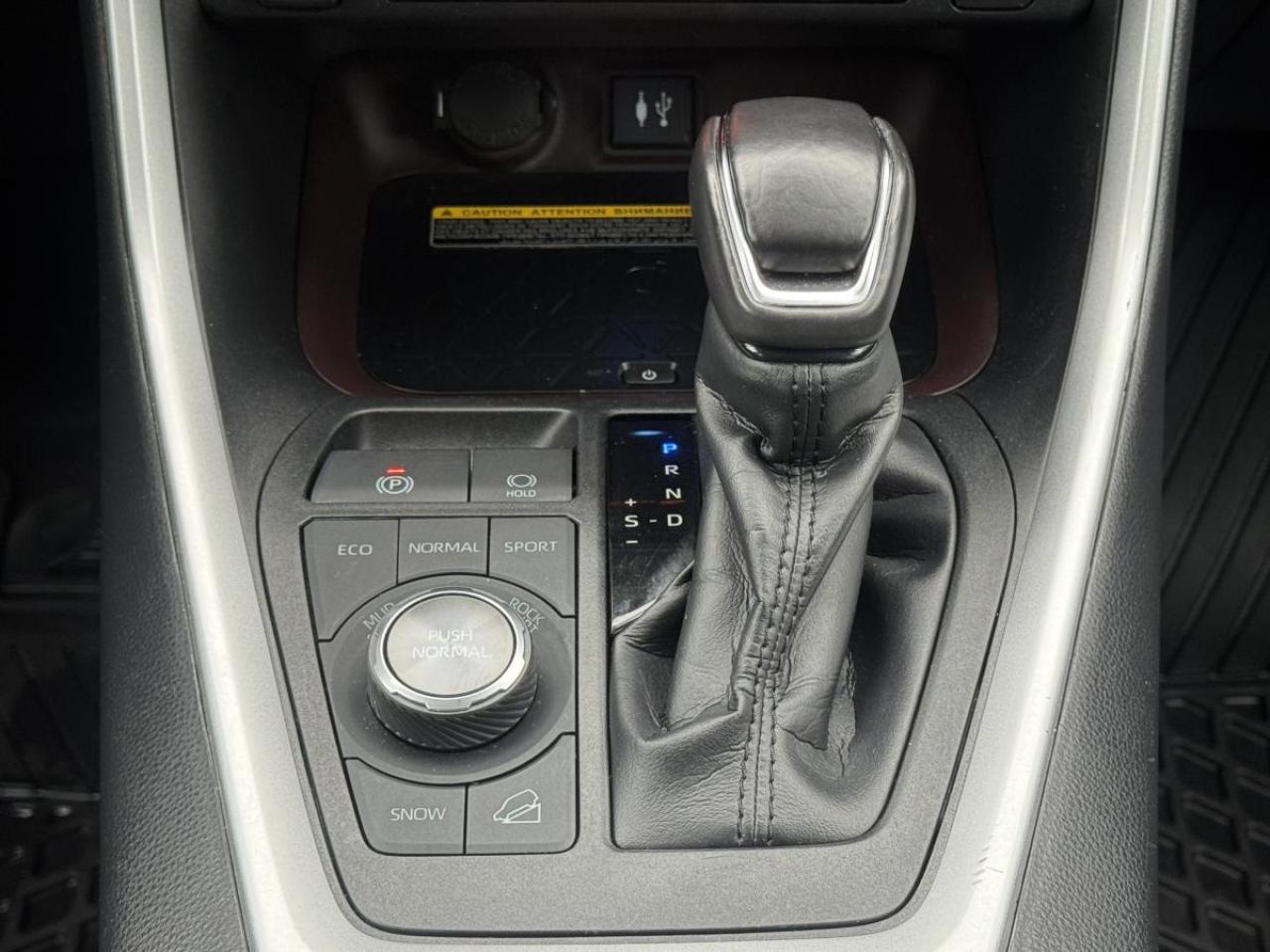 2019 Toyota RAV4 AWD LIMITED Photo