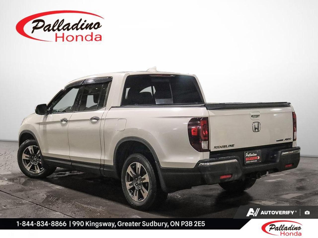 2017 Honda Ridgeline TOURING Photo3