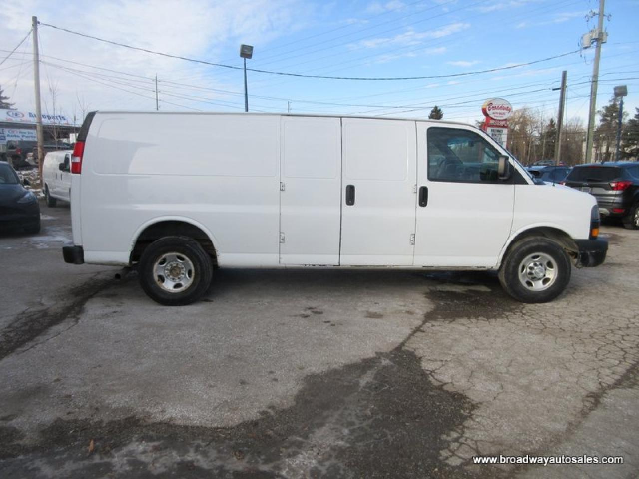2020 Chevrolet Express 3/4 TON CARGO-MOVING 5 PASSENGER 4.3L - V6.. EXTENDED-CARGO-AREA.. REAR BENCH SEATING.. BARN-DOOR-ENTRANCES.. TOW SUPPORT.. BACK-UP CAMERA.. Photo