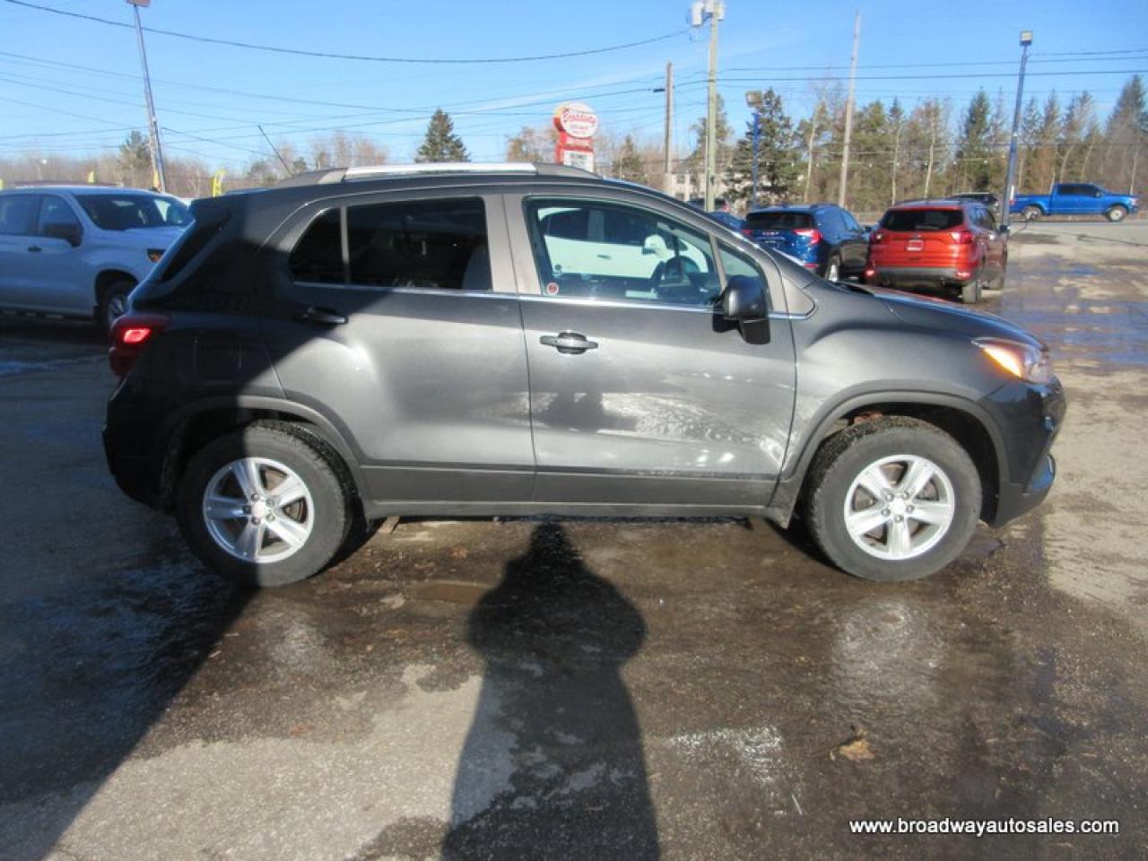2017 Chevrolet Trax ALL-WHEEL DRIVE LT-PACKAGE 5 PASSENGER 1.4L - DOHC.. BOSE PREMIUM AUDIO.. POWER SUNROOF.. TOUCH SCREEN DISPLAY.. BACK-UP CAMERA.. Photo
