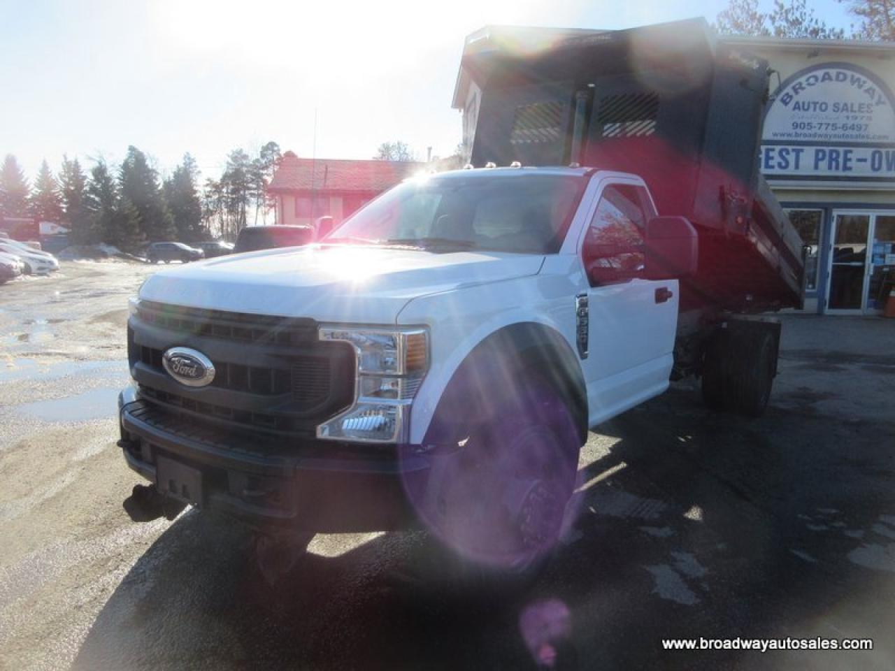 2020 Ford F-550 WORK READY XL-MODEL 3 PASSENGER 7.3L - V8.. 4X4.. REGULAR-CAB.. HYDRAULIC-DUMP-BOX.. TRAILER BRAKE.. BLUETOOTH SYSTEM.. AIR-CONDITIONING..