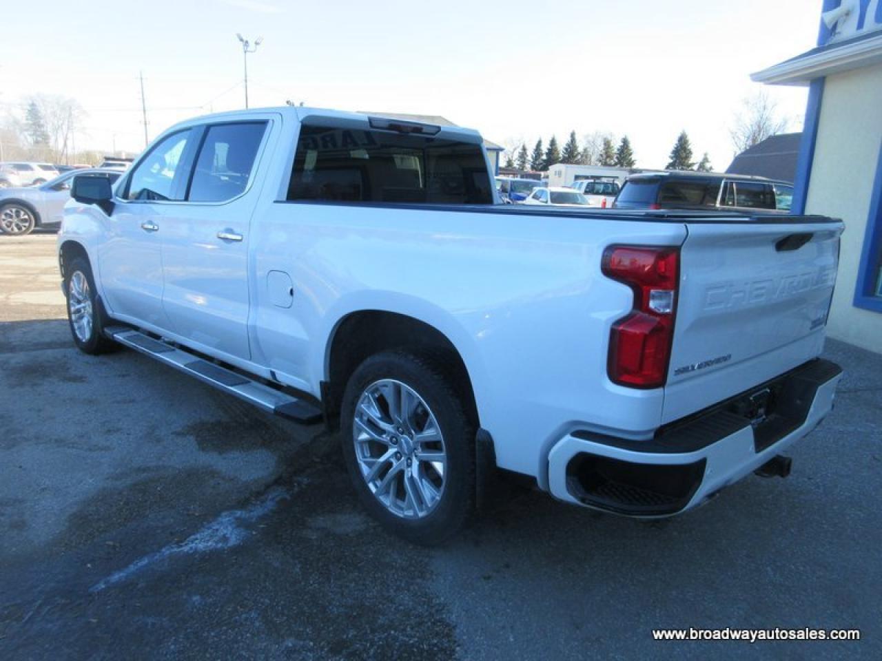 2020 Chevrolet Silverado 1500 LOADED HIGH-COUNTRY-EDITION 5 PASSENGER 3.0L - DURAMAX.. 4X4.. CREW-CAB.. SHORTY.. NAVIGATION.. LEATHER.. HEATED SEATS & WHEEL.. BOSE-PREMIUM-AUDIO.. Photo