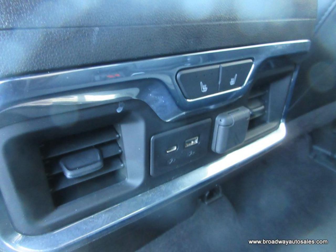 2020 Chevrolet Silverado 1500 LOADED HIGH-COUNTRY-EDITION 5 PASSENGER 3.0L - DURAMAX.. 4X4.. CREW-CAB.. SHORTY.. NAVIGATION.. LEATHER.. HEATED SEATS & WHEEL.. BOSE-PREMIUM-AUDIO.. Photo