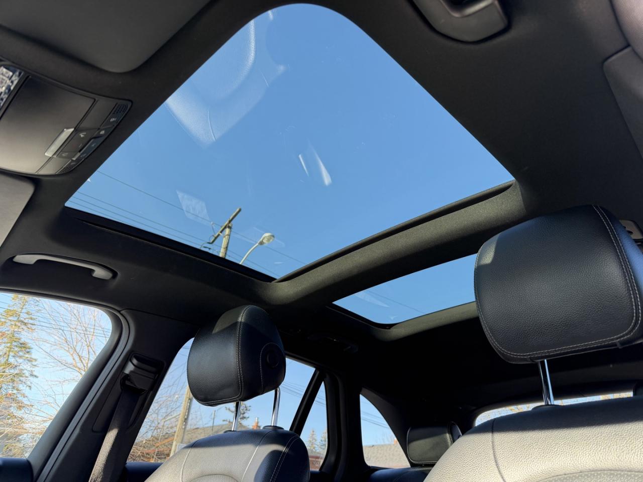 2019 Mercedes-Benz GLC-Class GLC300 4MATIC Photo