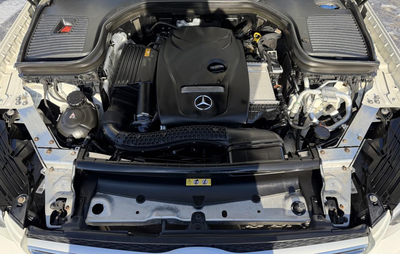 2019 Mercedes-Benz GLC-Class GLC300 4MATIC Photo