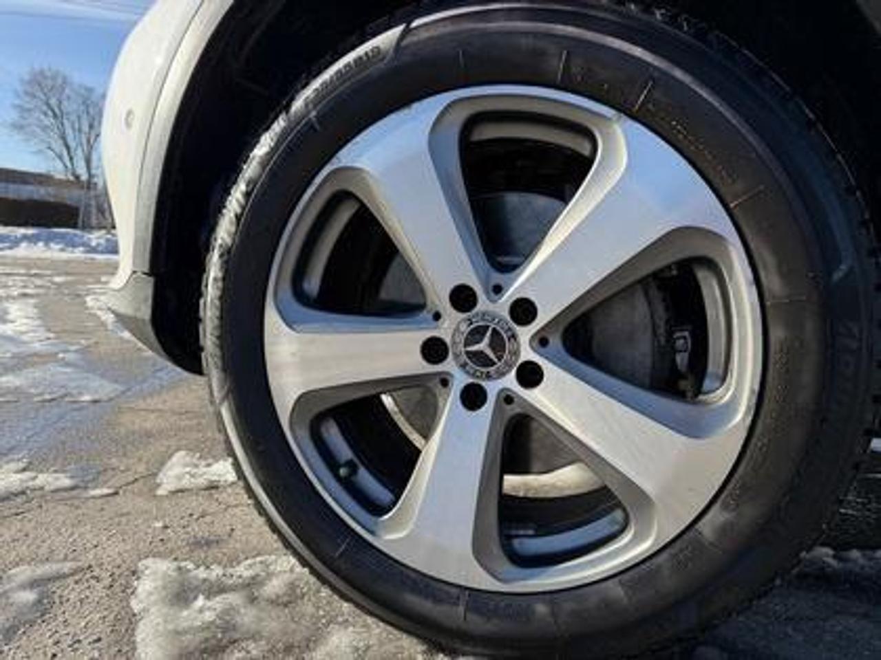 2019 Mercedes-Benz GLC GLC 300 4MATIC SUV Photo