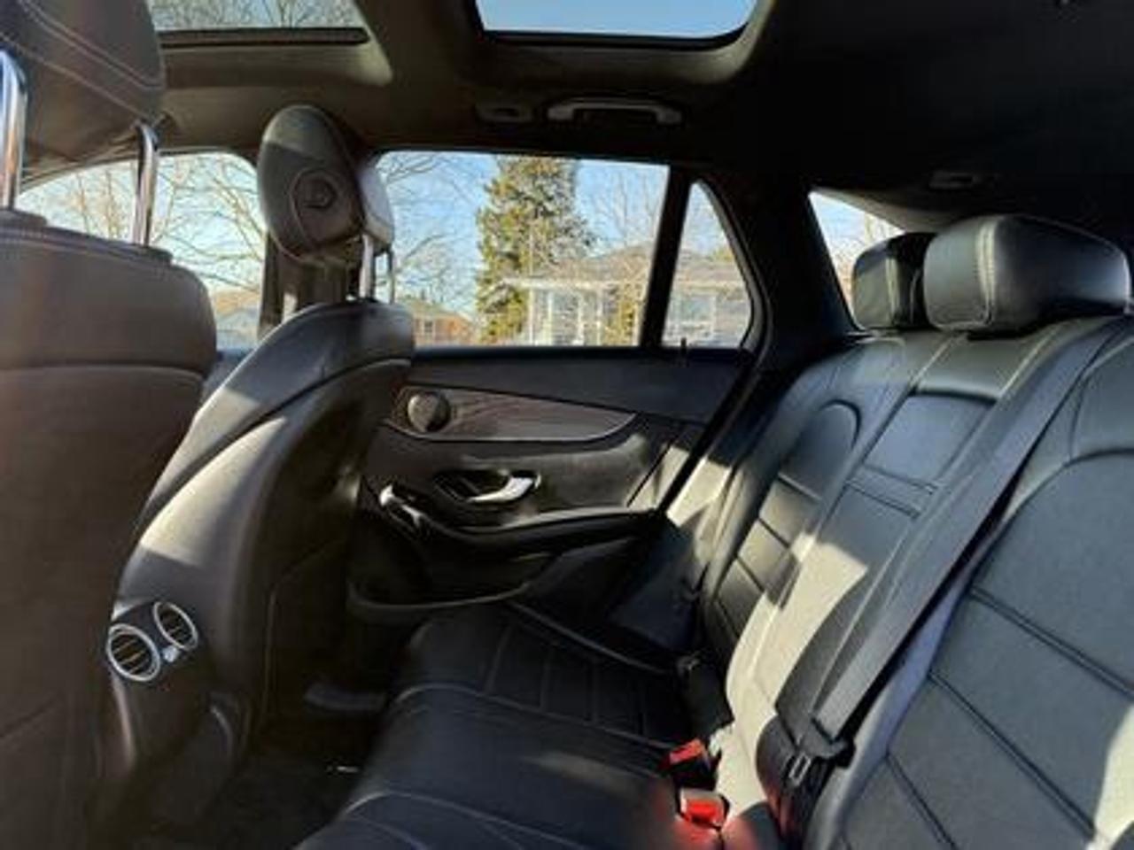 2019 Mercedes-Benz GLC GLC 300 4MATIC SUV Photo