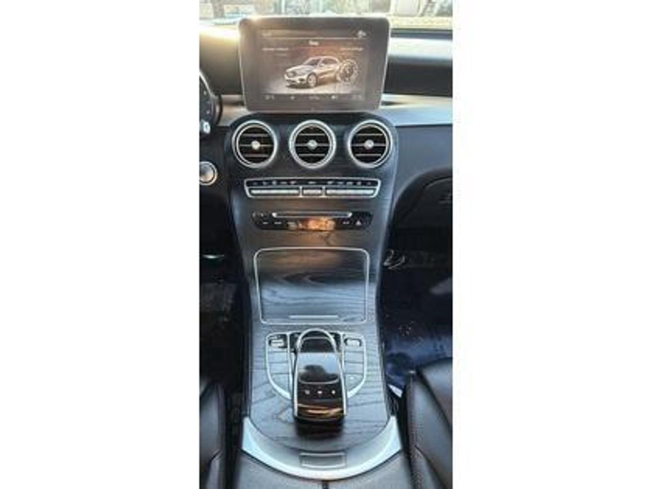 2019 Mercedes-Benz GLC GLC 300 4MATIC SUV Photo