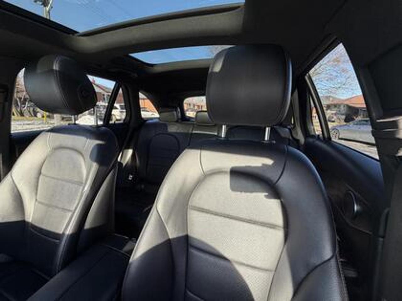 2019 Mercedes-Benz GLC GLC 300 4MATIC SUV Photo