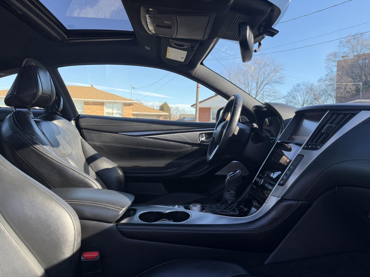 2017 Infiniti Q60 2dr Cpe 2.0t Photo