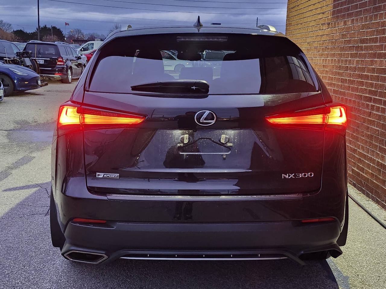 2021 Lexus NX NX 300 F-Sport 2 AWD Photo4