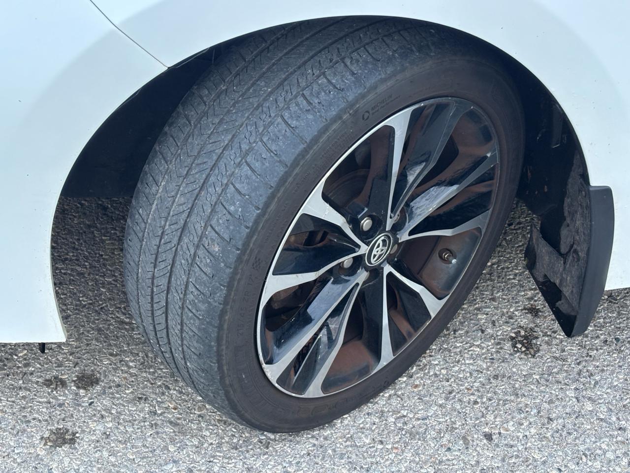 2018 Toyota Corolla XSE, Navi, Leather, Sunroof, Auto Photo