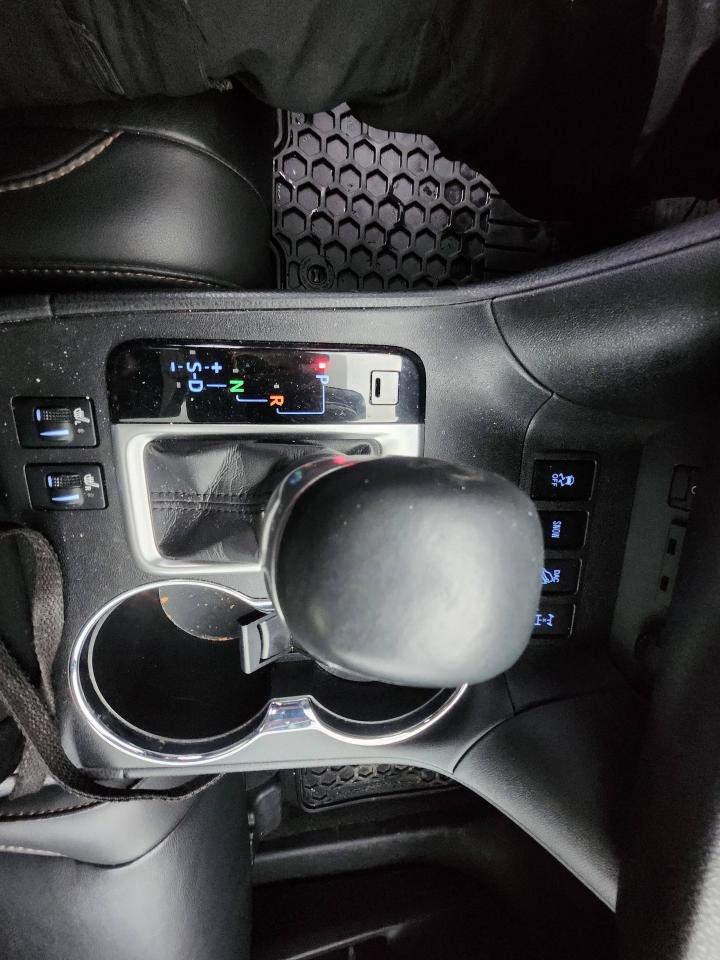 2019 Toyota Highlander 8 Passanger. AWD XLE Photo