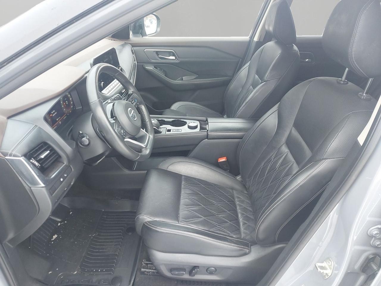 2021 Nissan Rogue Platinum Photo