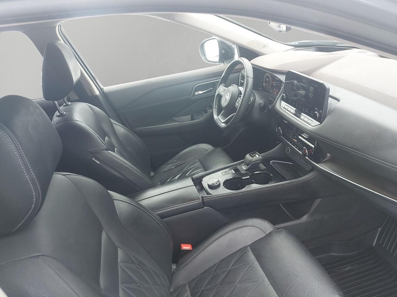 2021 Nissan Rogue Platinum Photo