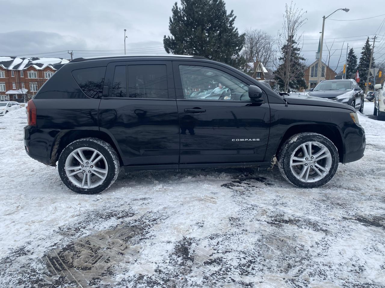 2014 Jeep Compass North Edition/4x4/Automatic/Leather/Bluetooth Photo