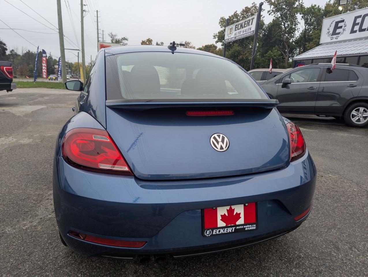 2018 Volkswagen Beetle Trendline  GREAT GAS MILEAGE!! Photo