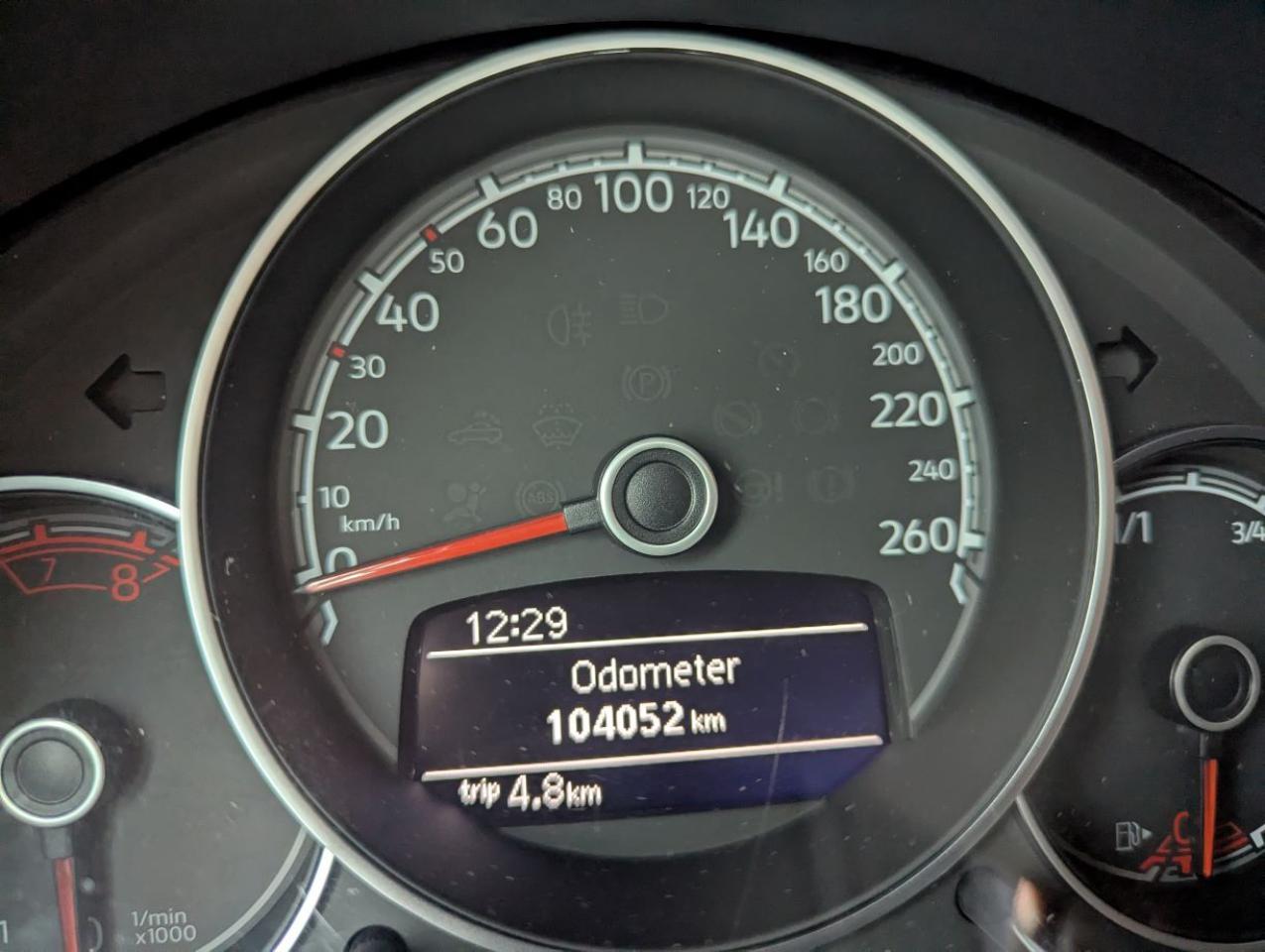 2018 Volkswagen Beetle Trendline  GREAT GAS MILEAGE!! Photo